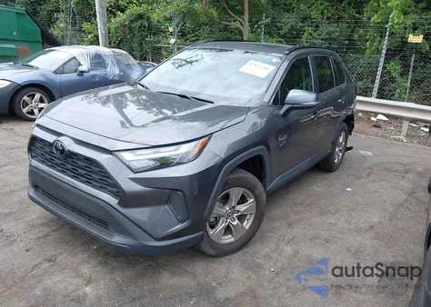 2023 Toyota Rav4 Xle z USA, uszkodzony, nr VIN 2T3W1RFV6PW244157